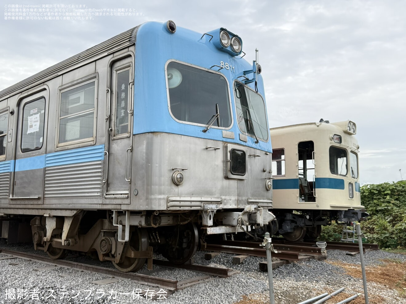 【北鉄】8000系8801編成8811号車が首都圏電車区へ到着の拡大写真