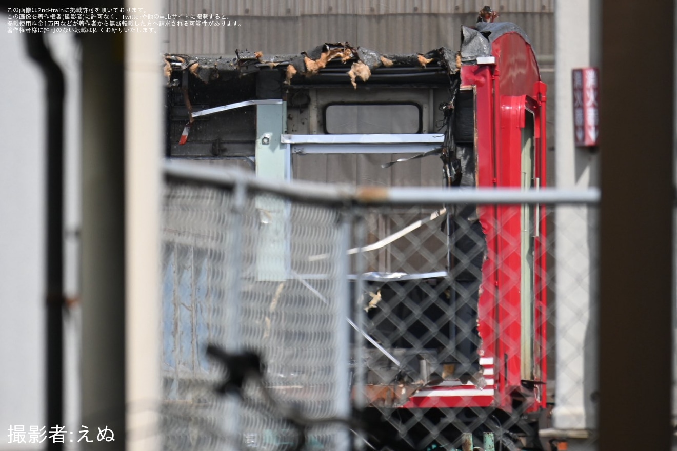 【しな鉄】115系S10編成のモハ114-1162が解体の拡大写真