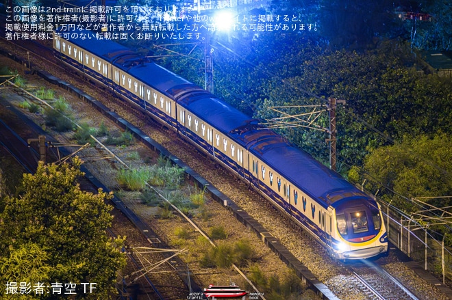 【MTR】迪士尼線(ディズニー線）のM-Train P501/P502編成が九龍湾総合車両所へ入場回送を不明で撮影した写真