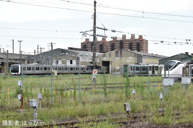 【JR東】E501系K753編成へ反射板取り付けを郡山総合車両センター付近で撮影した写真