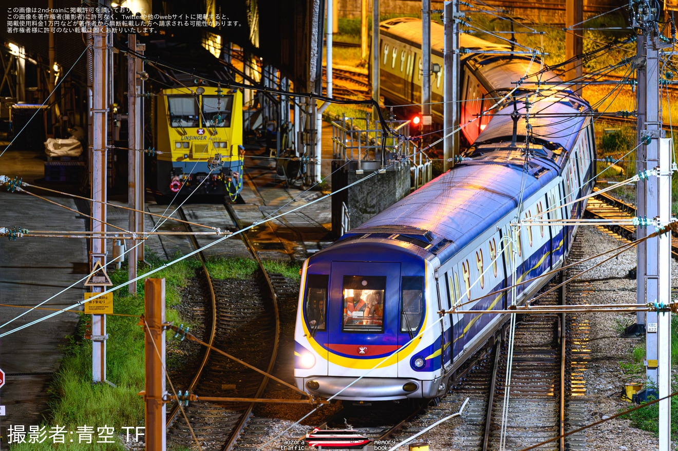【MTR】迪士尼線(ディズニー線）のM-Train P501/P502編成が九龍湾総合車両所へ入場回送の拡大写真