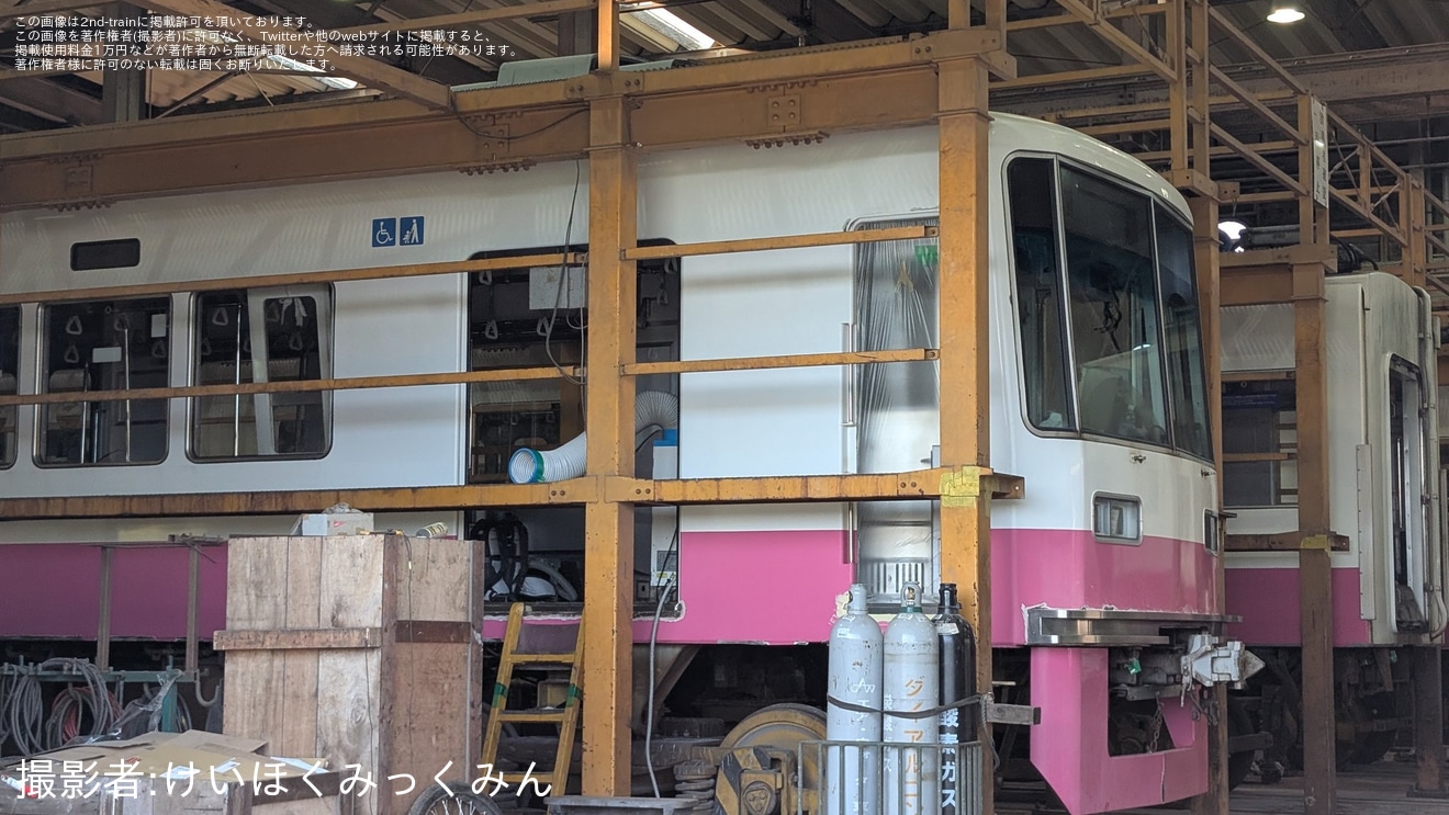 【京成】8800形8812編成がくぬぎ山車両基地へ入場の拡大写真
