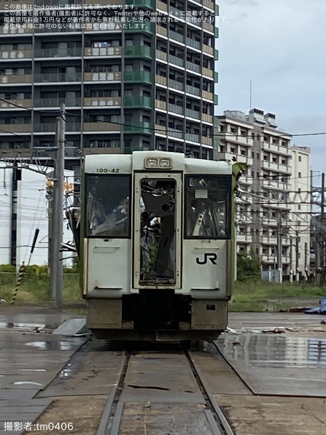 【JR東】キハ100-42が郡山総合車両センターで解体中