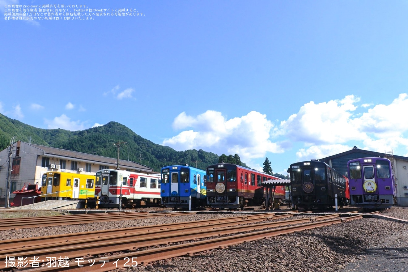 【秋田縦貫】秋田内陸線「スマイルレール」車両基地特別撮影会の拡大写真
