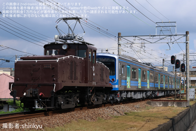 三島田町～三島広小路間で撮影された【伊豆箱】5000系5502編成 大場工場出場回送