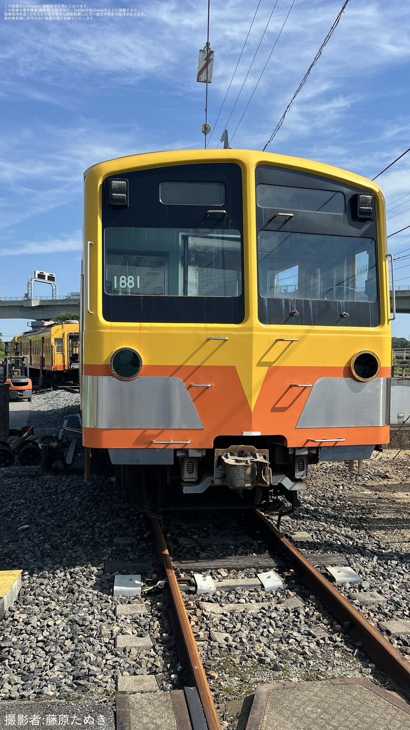 【三岐】東藤原に疎開していた851系が保々で解体作業中の拡大写真