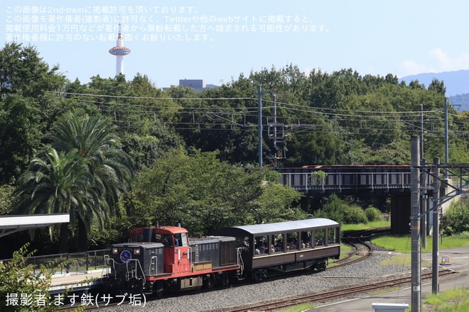 京都鉄道博物館で撮影された【JR西】京都鉄道博物館 「SLスチーム号」のけん引機関車にDE10-1156使用
