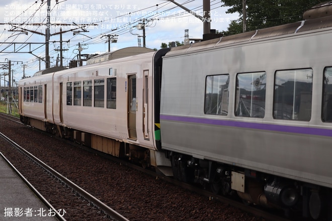 【JR北】キハ261系ST-1124編成+キハ260-1409+737系C-1編成が苗穂工場へ入場のため回送を不明で撮影した写真