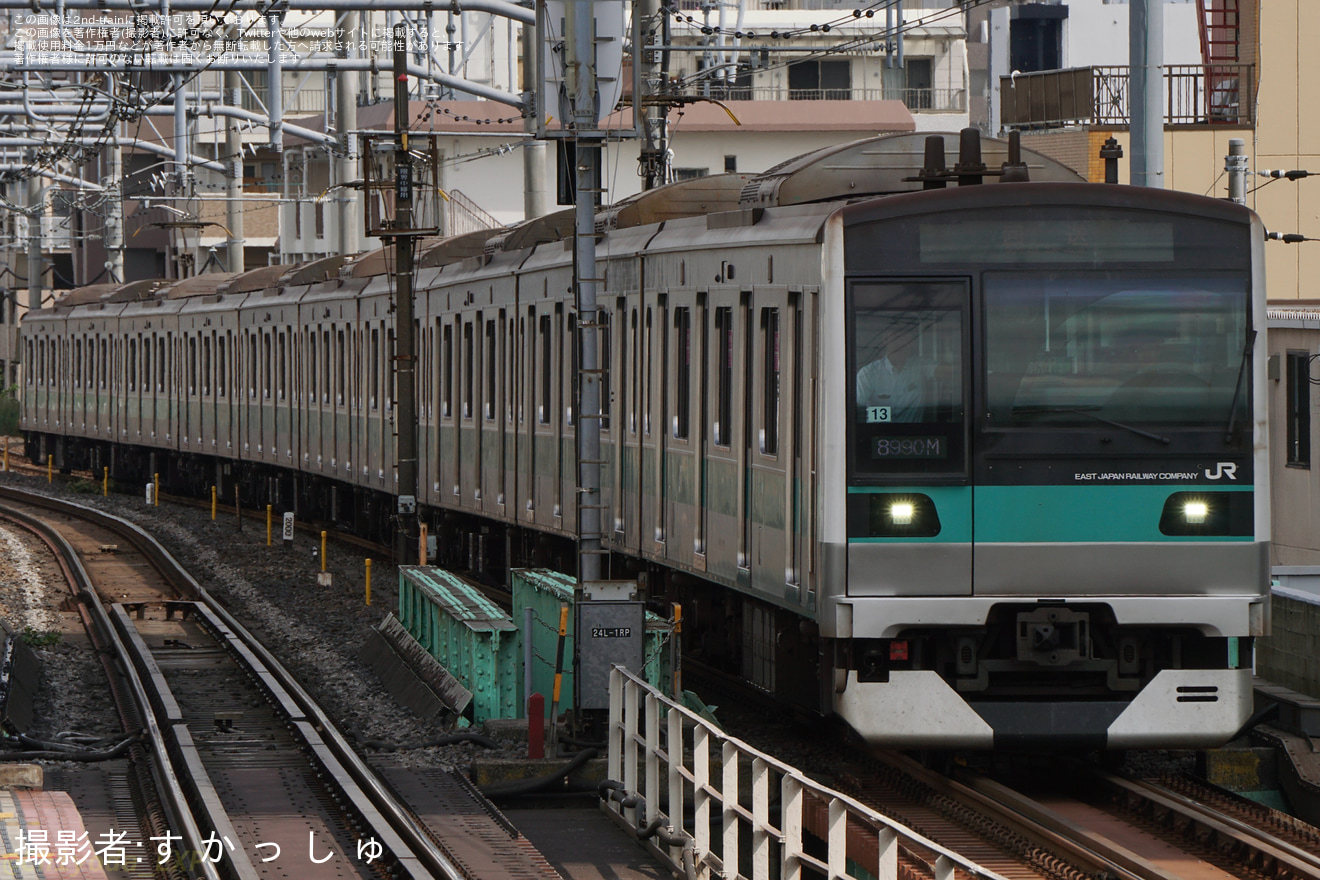 【JR東】E233系マト13編成 東京総合車両センター入場(202509)の拡大写真