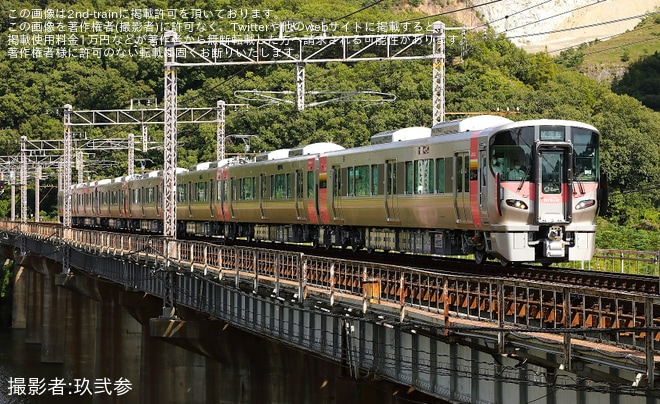 【JR西】227系R28+R29+L39編成が岡山地区で試運転