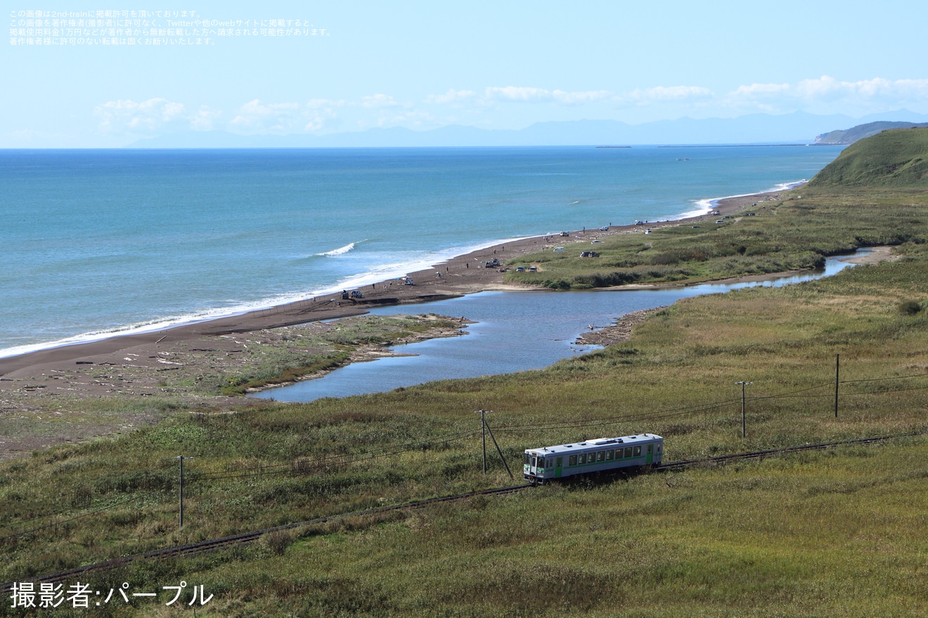 【JR北】キハ150-17が釧路から回送の拡大写真