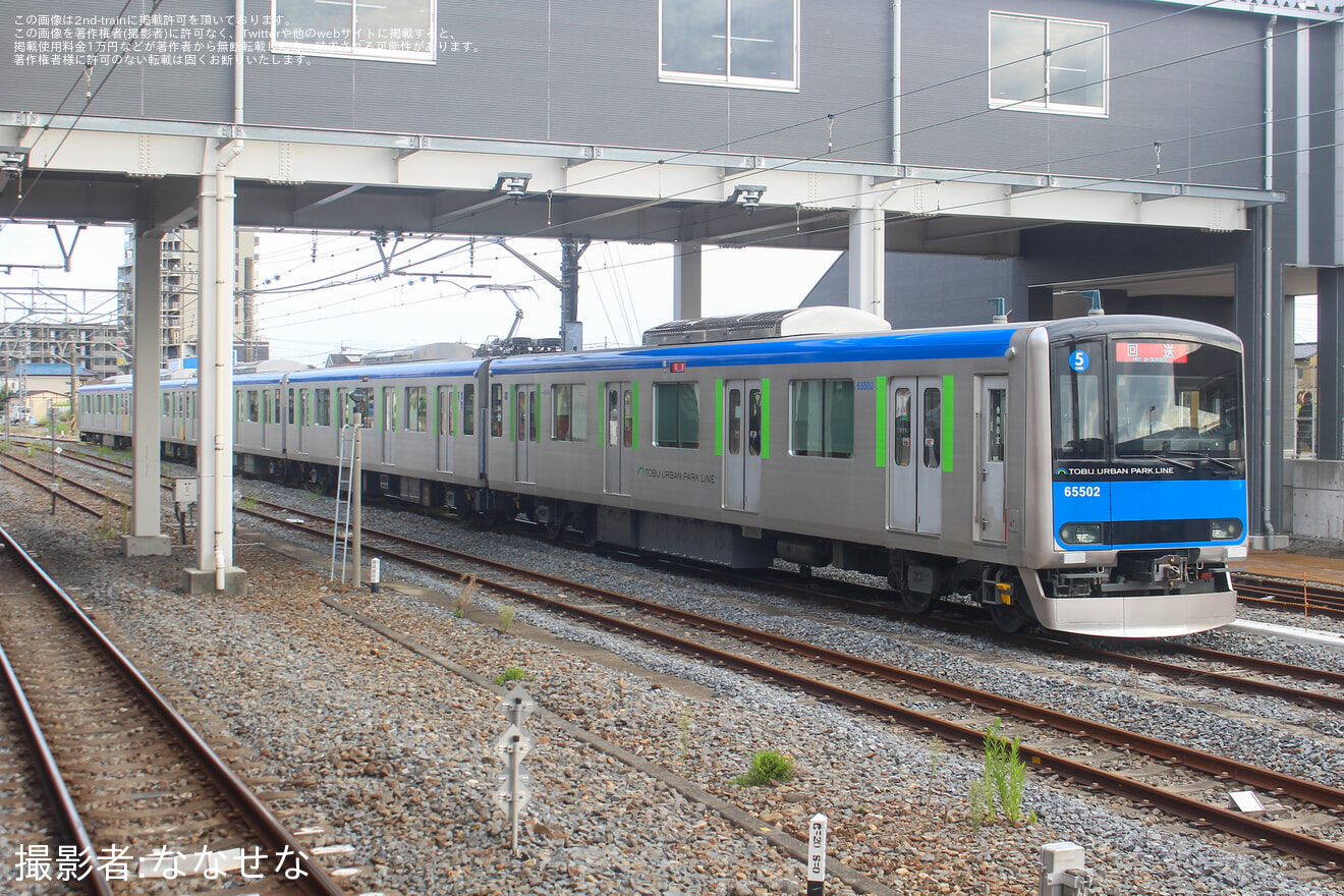 【東武】60000系61502Fが5両化改造を終え津覇車輌出場の拡大写真
