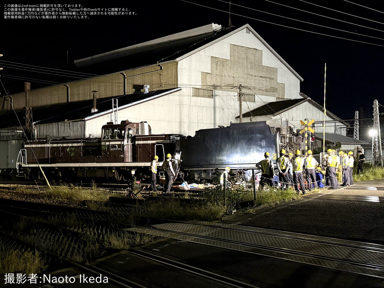 【JR東】D51-498がぐんま車両センター構内での移動中に脱線の拡大写真