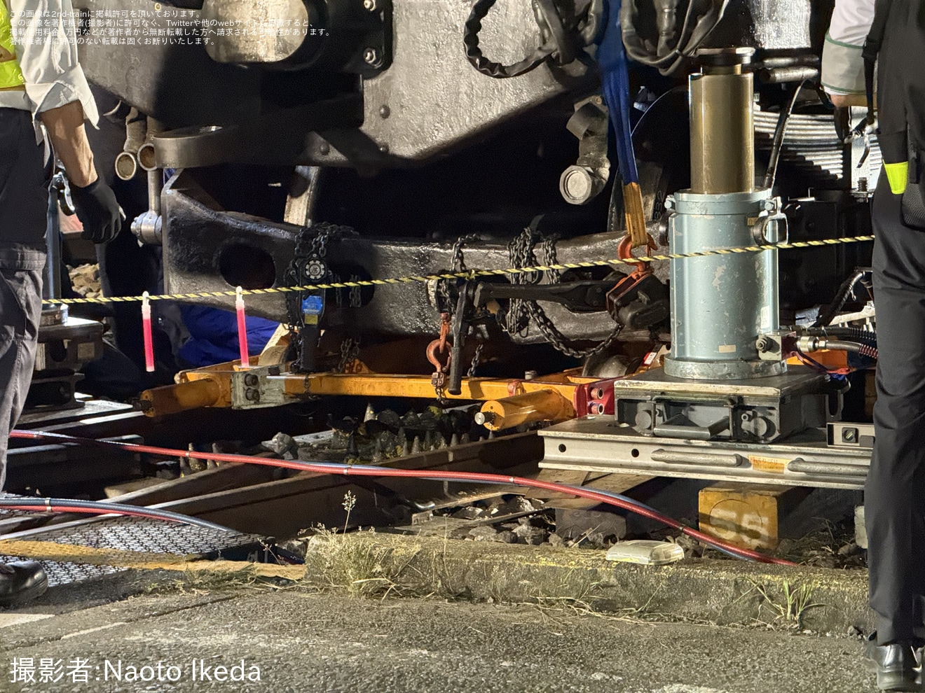 【JR東】D51-498がぐんま車両センター構内での移動中に脱線の拡大写真