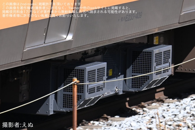 【JR東】E233系0番台トタT9編成長野総合車両センター出場回送を不明で撮影した写真