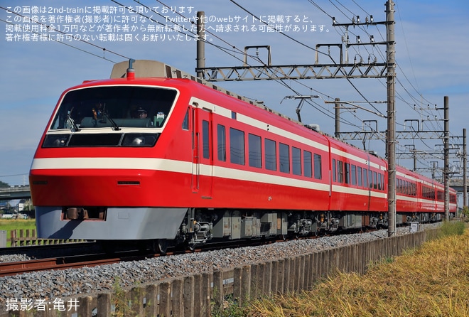 【東武】200系207F(1800系カラー) 南栗橋工場出場試運転を不明で撮影した写真