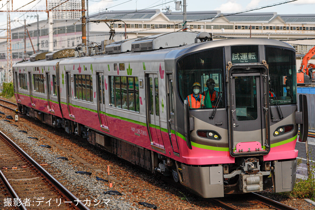 【ハピライン】521系HF07編成吹田総合車両所構内試運転の拡大写真