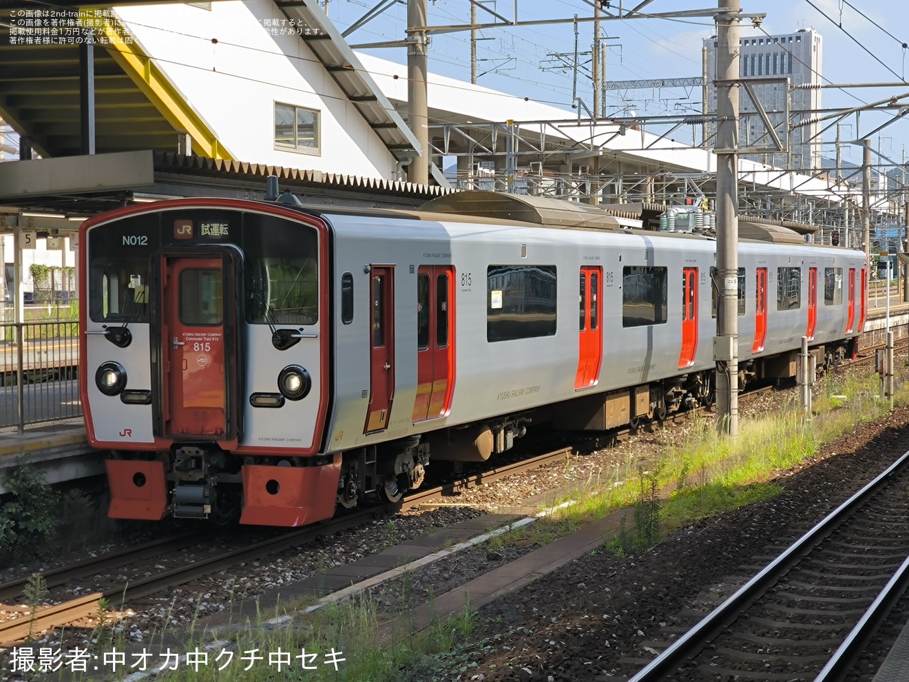 【JR九】 815系NT012編成小倉総合車両センター出場の拡大写真