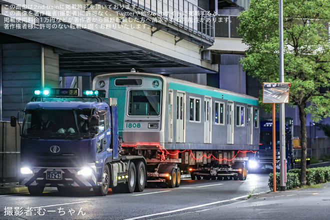 東大阪市内で撮影された【京都市交】10系1108F(1108/1808号車)が廃車陸送