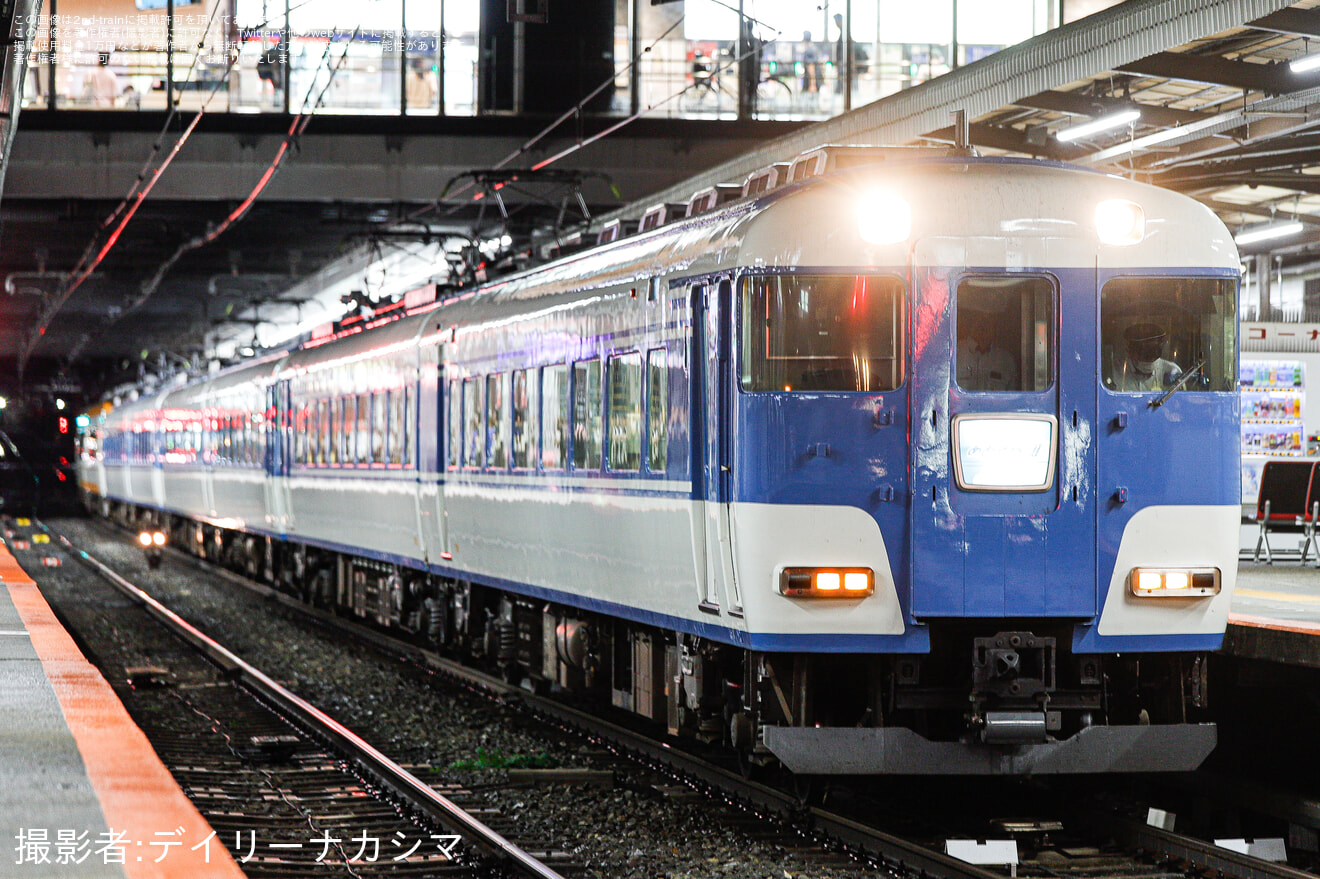 【近鉄】15200系・22600系による8両編成の団体臨時列車の拡大写真