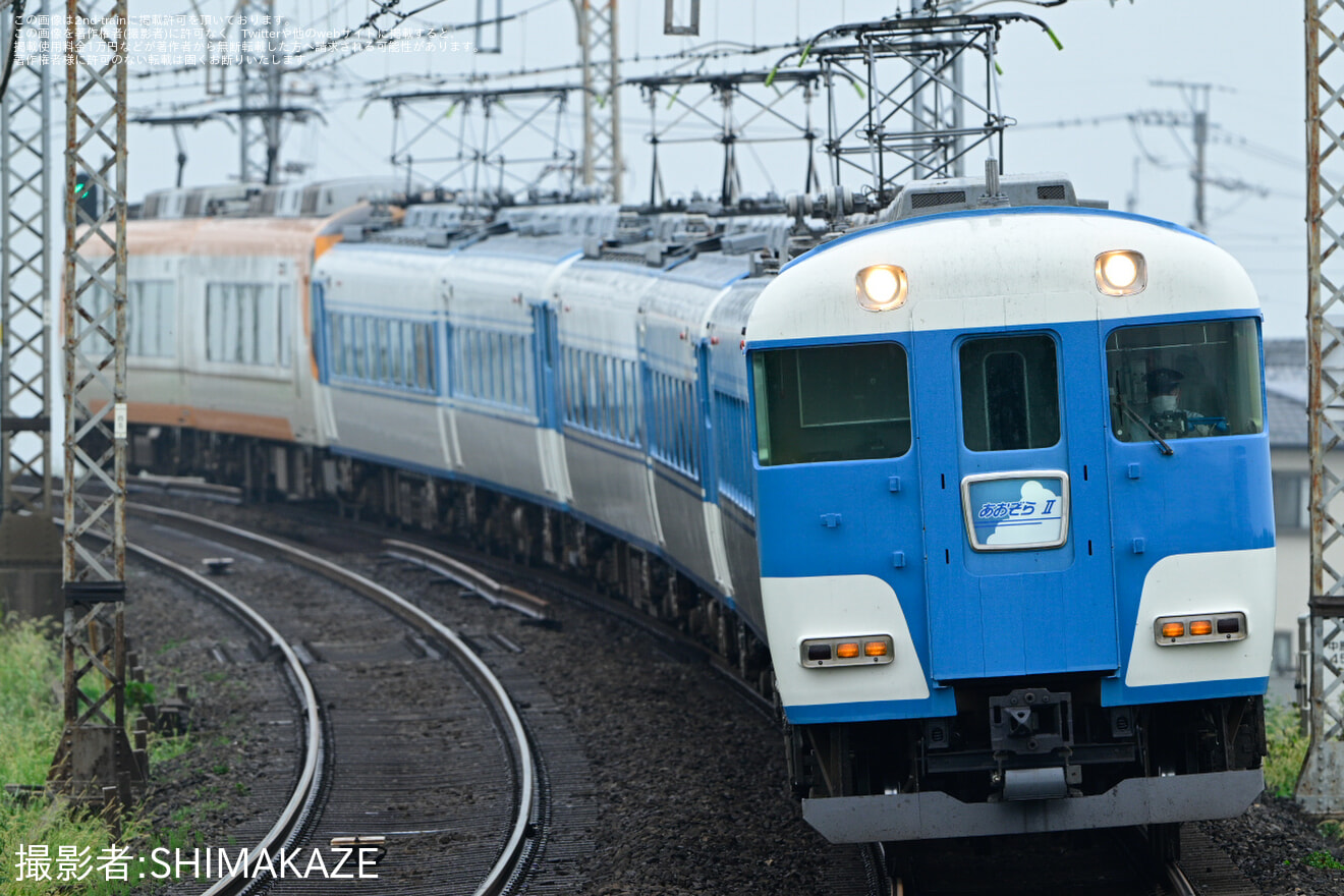 【近鉄】15200系・22600系による8両編成の団体臨時列車の拡大写真