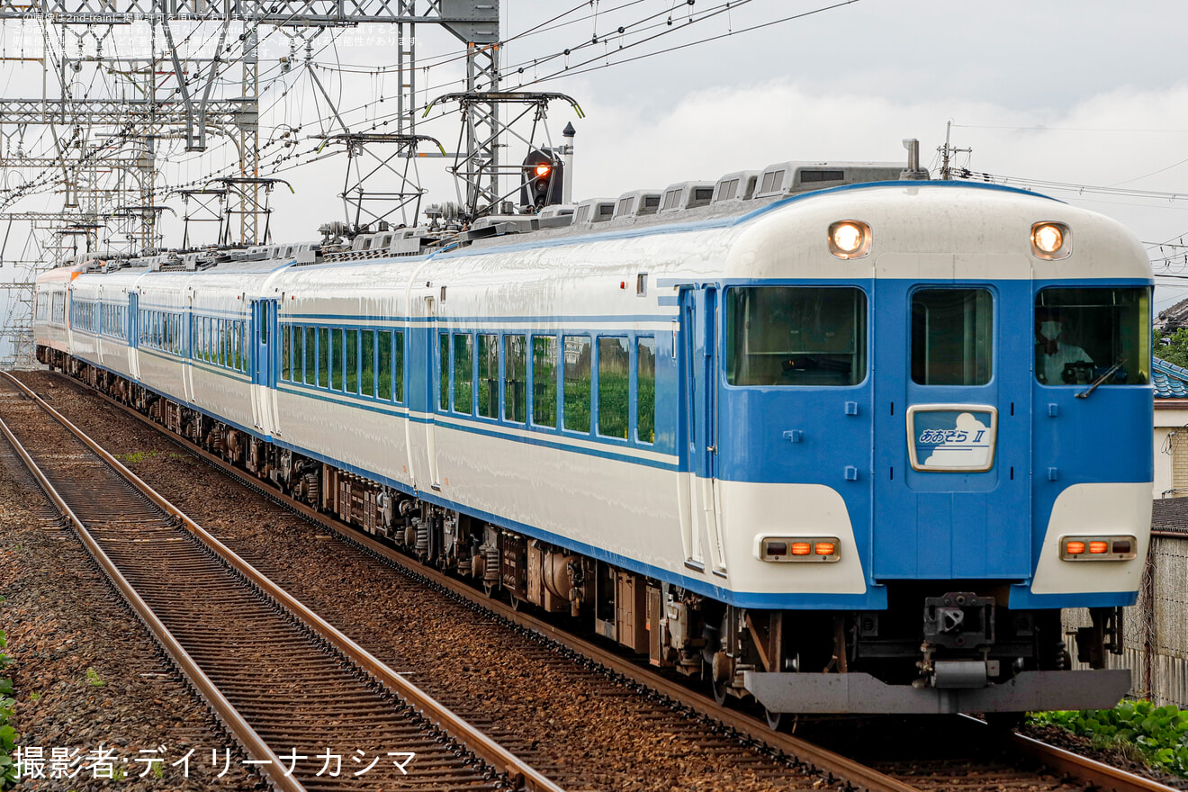 【近鉄】15200系・22600系による8両編成の団体臨時列車の拡大写真