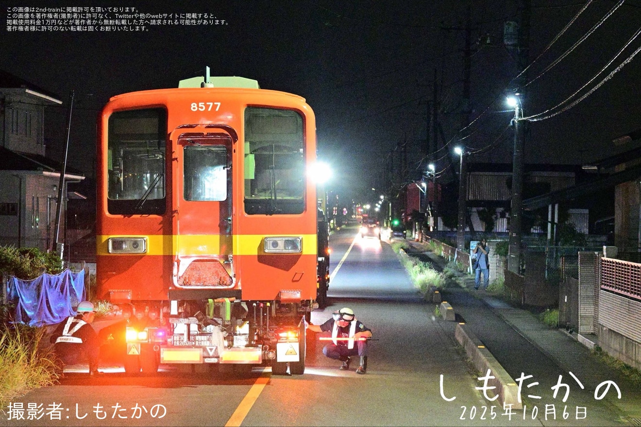 【東武】8000系8577F蔵王ロープウェイへ保存のため陸送の拡大写真