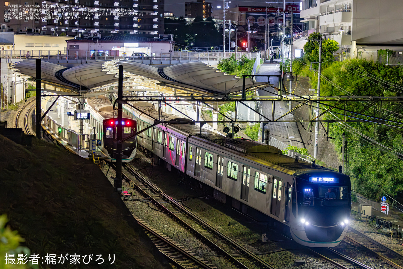 【東急】衝突・脱線事故当該の2020系2135F長津田へ回送の拡大写真