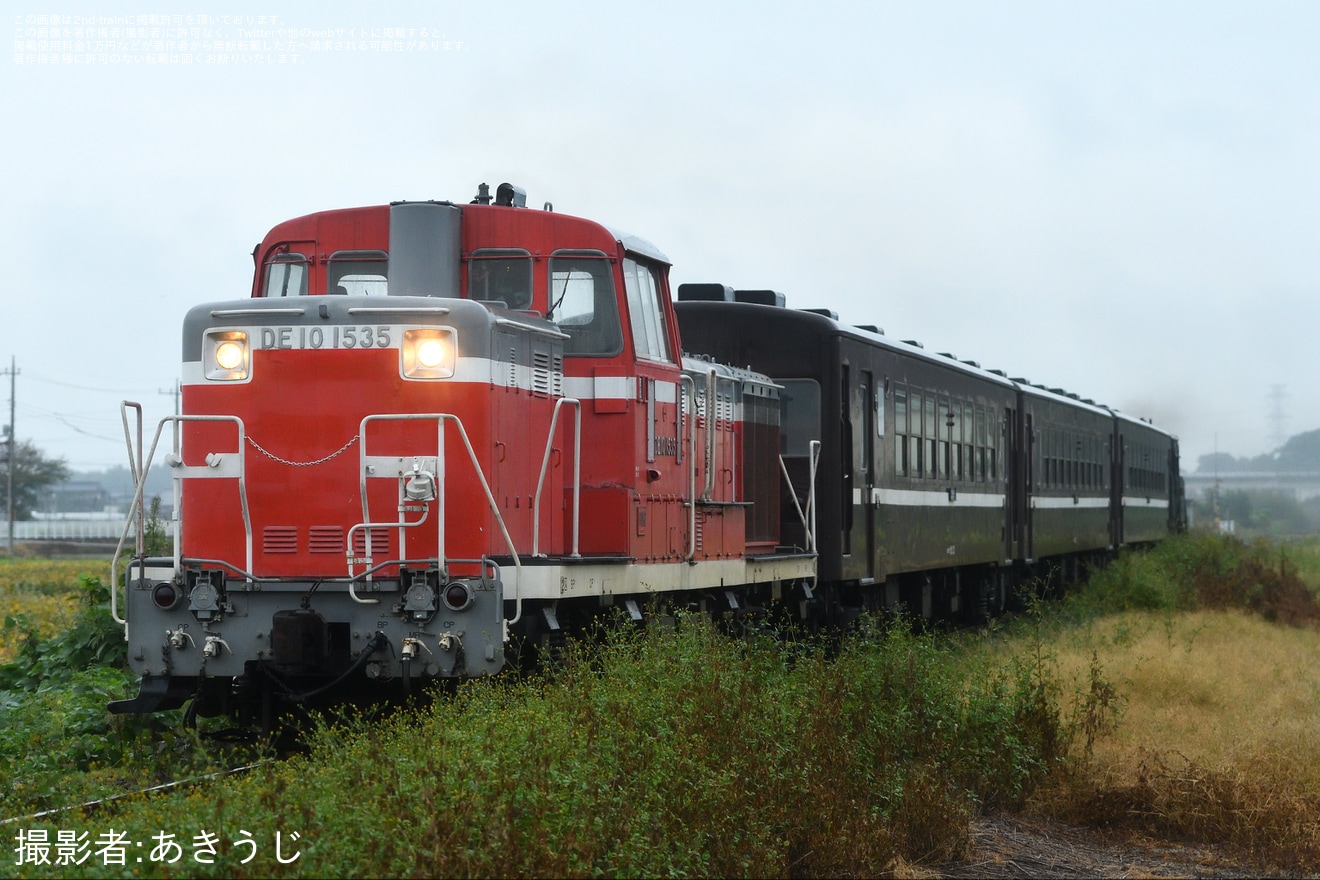 【真岡】SLもおか「アイドルマスターコラボ」ヘッドマークを取り付けて運転(2025年)の拡大写真