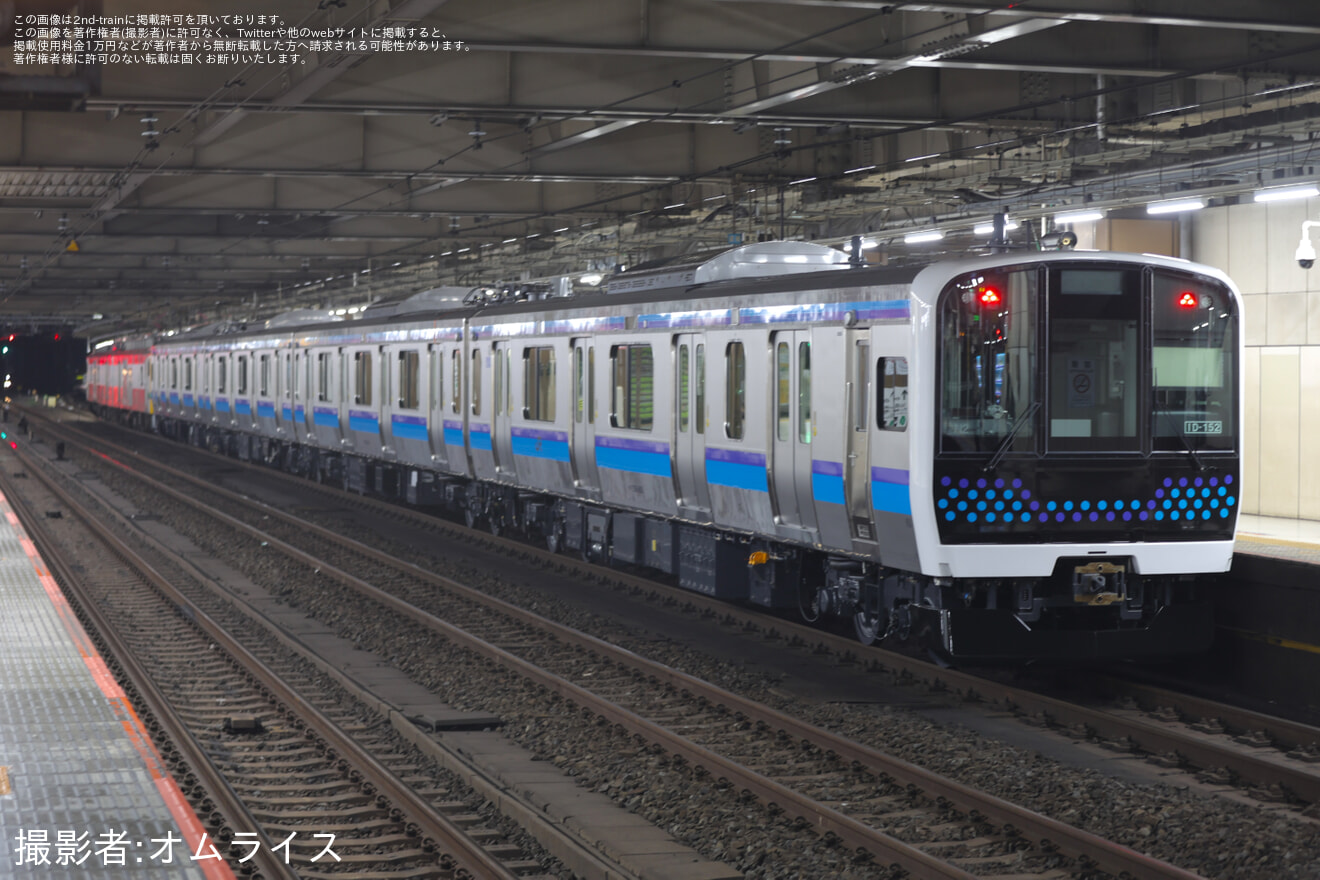 【JR東】E131系800番台(N2編成)が新潟車両センターから配給輸送の拡大写真
