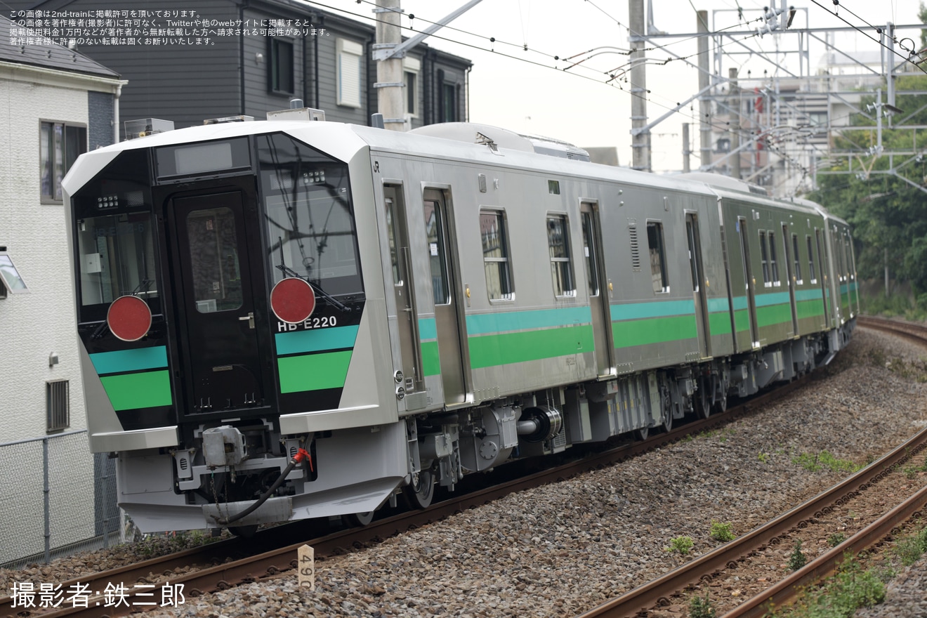【JR東】HB-E220系 J-TREC横浜事業所出場甲種輸送の拡大写真