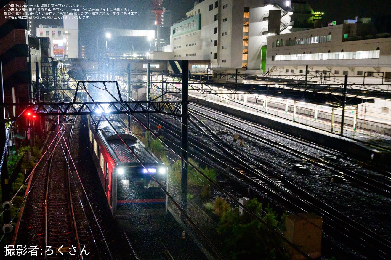 【京成】3000形3002編成が松戸線で走行の拡大写真