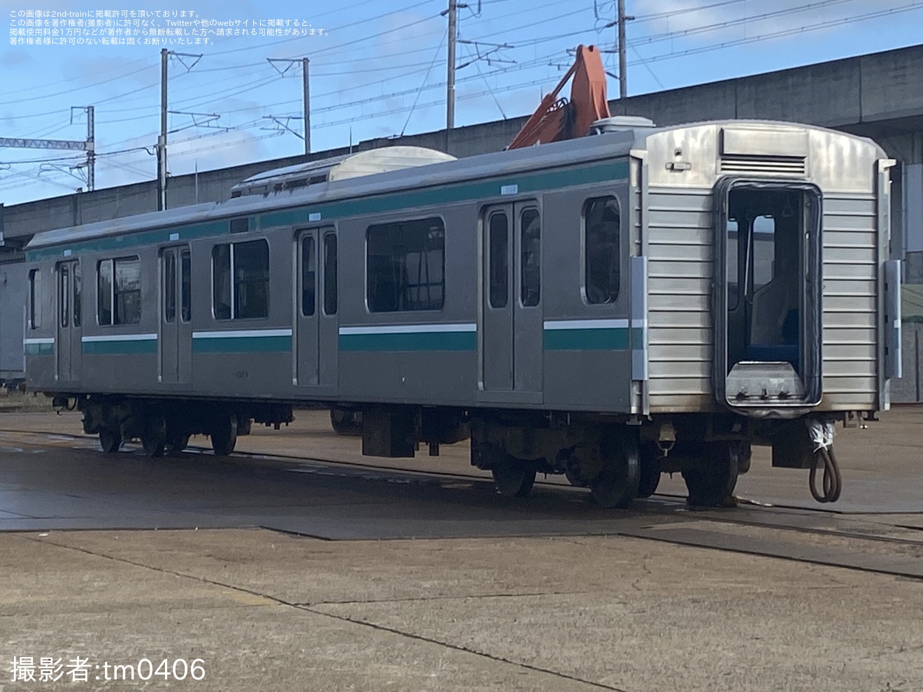 【JR東】E501系K752編成のサハE501-5が解体線への拡大写真