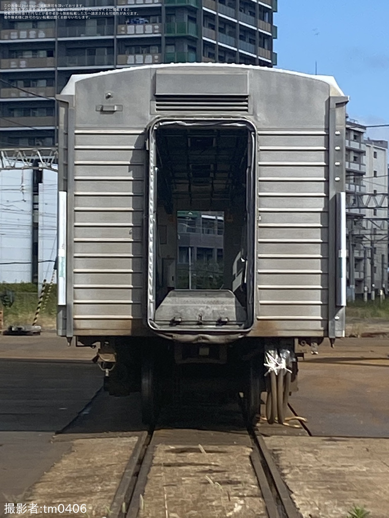 【JR東】E501系K752編成のサハE501-5が解体線への拡大写真