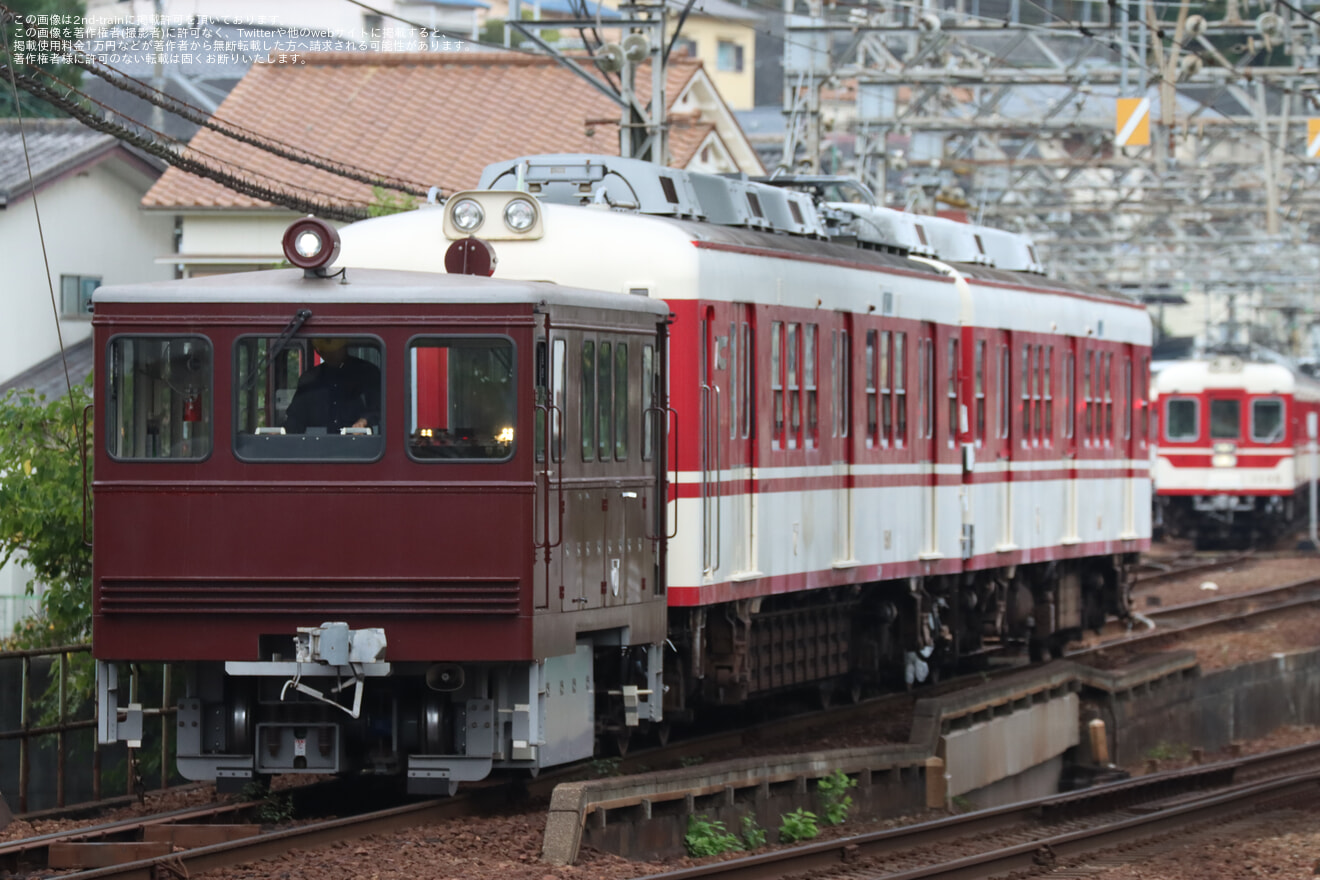 【神鉄】1500系1501Fが構内入れ換えの拡大写真