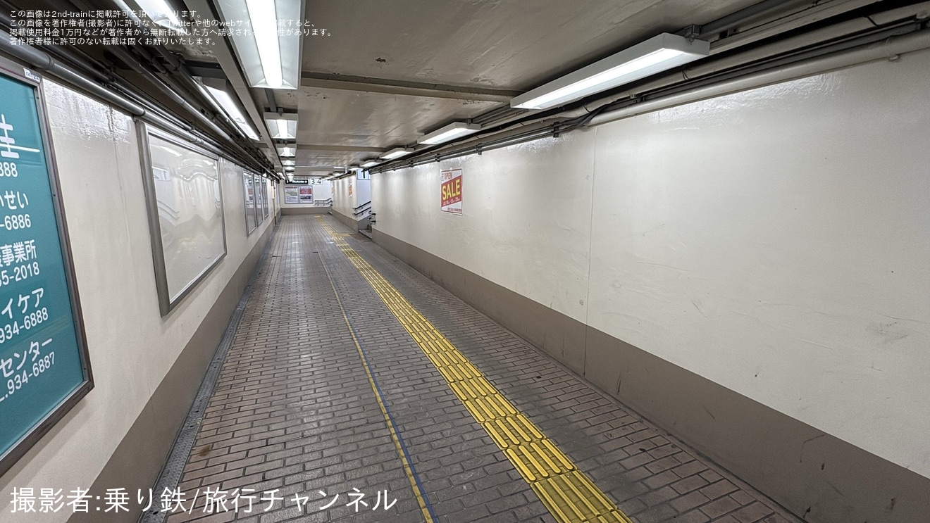 【JR西】向日町駅旧駅舎、橋上化工事により利用停止の拡大写真