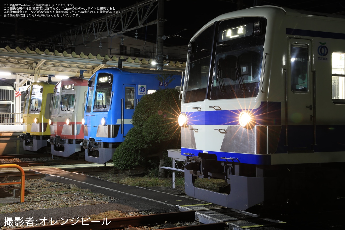 【西武】「101系4色並びの夜間撮影会」開催の拡大写真