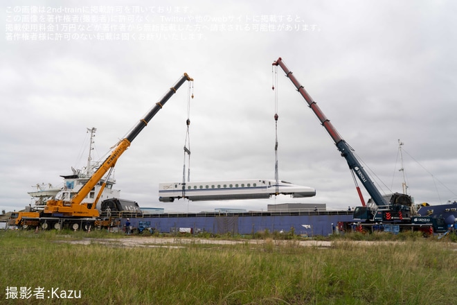 【JR西】N700S H6編成が陸揚げを博多港で撮影した写真
