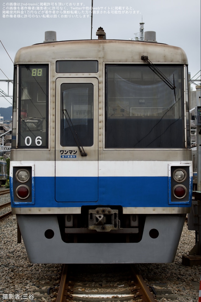 姪浜車両基地で撮影された【福市交】「4000系ローレル賞受賞記念撮影会」開催