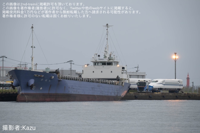 【JR西】N700S H6編成が陸揚げを博多港で撮影した写真