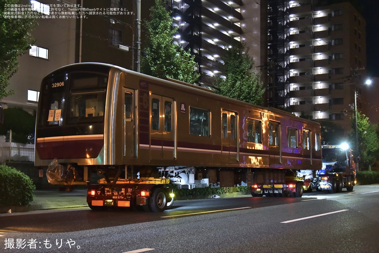 【大阪メトロ】30000系32606F緑木検車場まで陸送の拡大写真