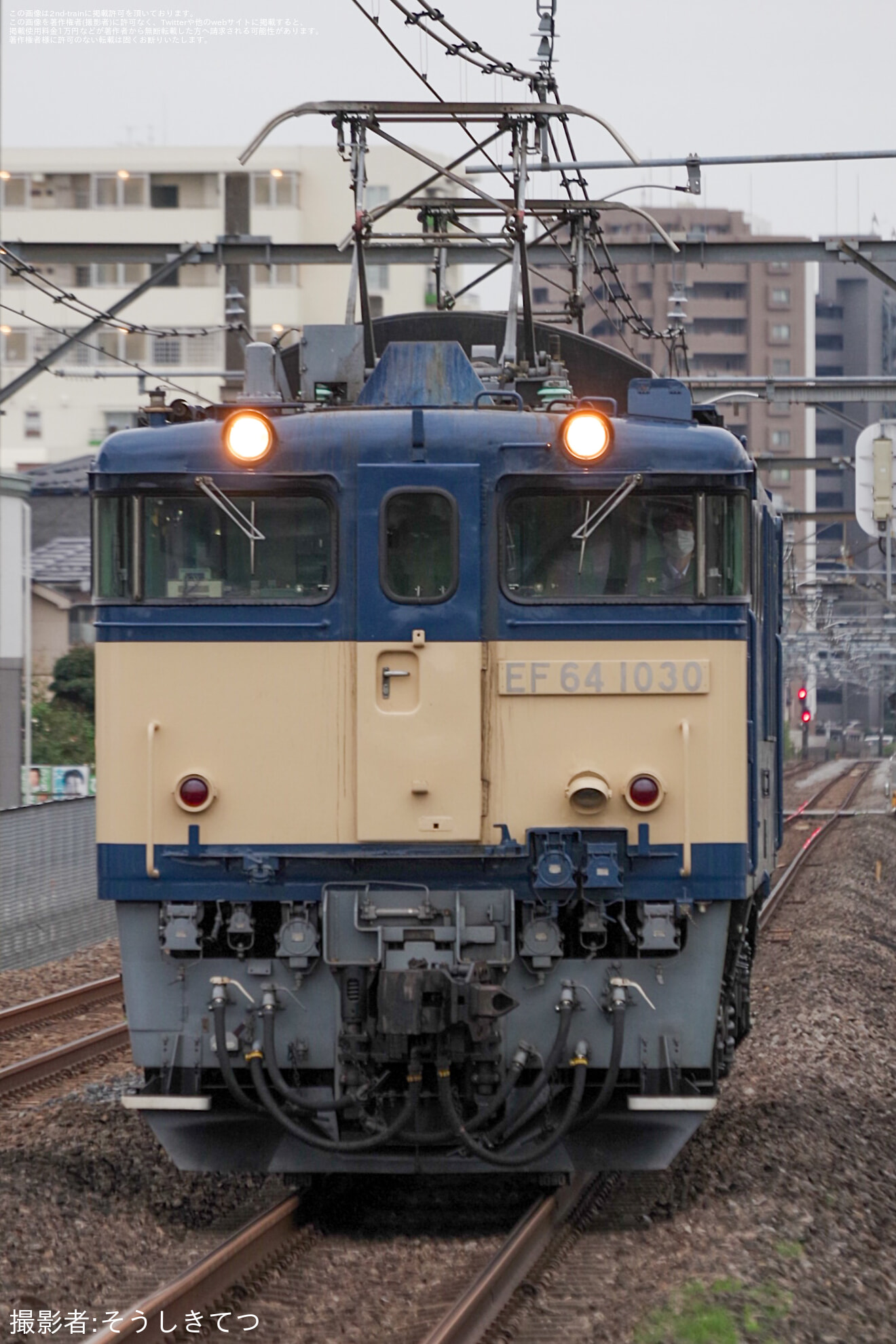 【JR東】EF64-1030が長野から長岡へ返却されるの拡大写真