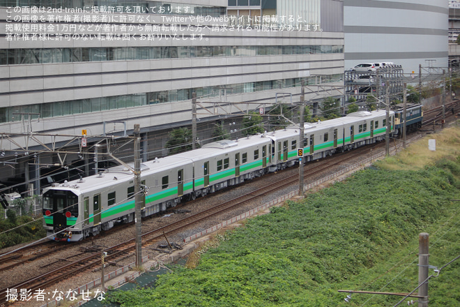 【JR東】HB-E220系(HB-E221/222-8・HB-E221/222-9)川崎車両出場甲種輸送を不明で撮影した写真