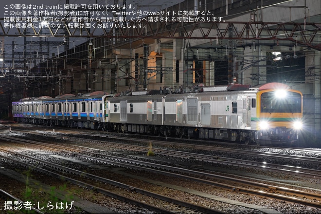 【JR東】E131系800番台(N3編成)が新潟車両センターから配給輸送を不明で撮影した写真