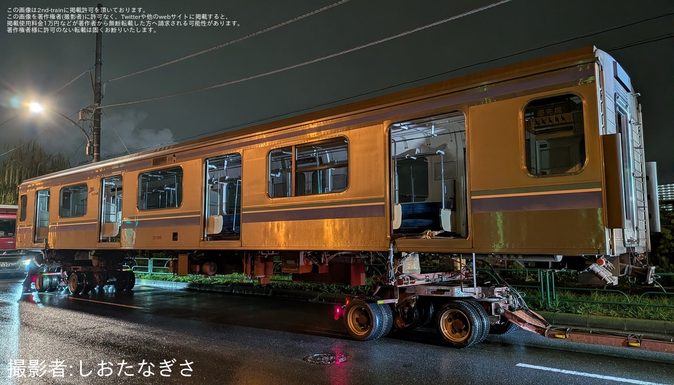 【東臨】りんかい線の70-000形Z9編成70-098が廃車陸送の拡大写真