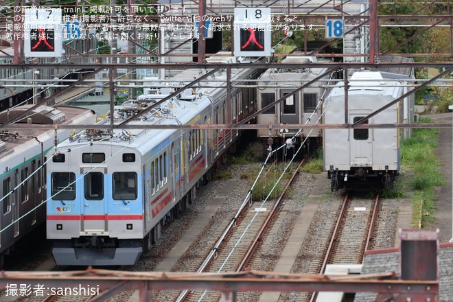 【東急】9000系9012Fが4両編成化を不明で撮影した写真