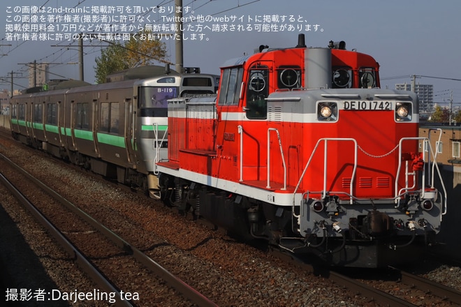 【JR北】733系B-119編成苗穂工場入場を不明で撮影した写真