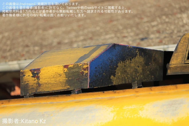 【JR九】キハ200-1565+キハ200−565小倉総合車両センター出場を不明で撮影した写真