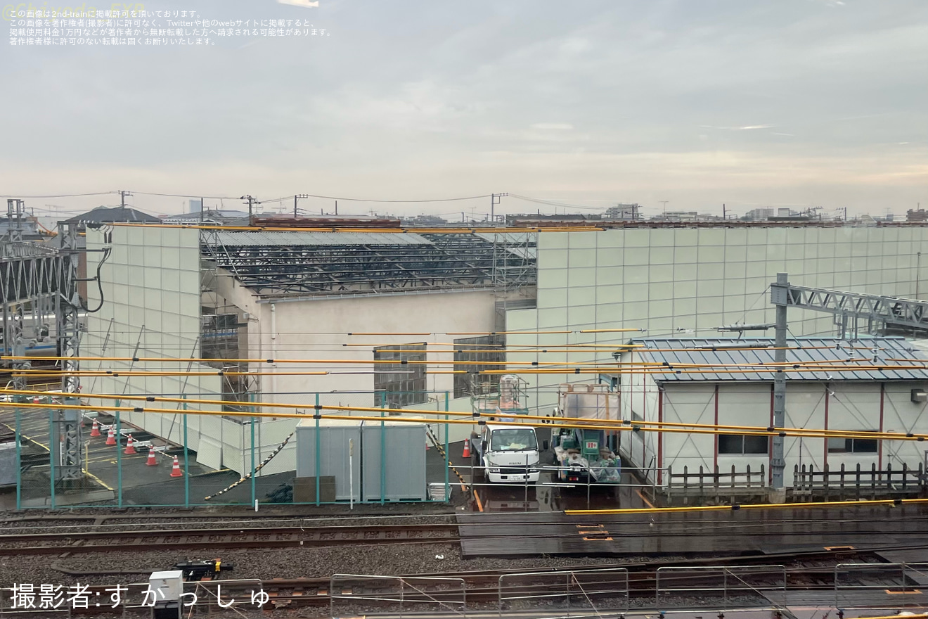 【小田急】大野総合車両所検修庫の解体作業が本格化の拡大写真