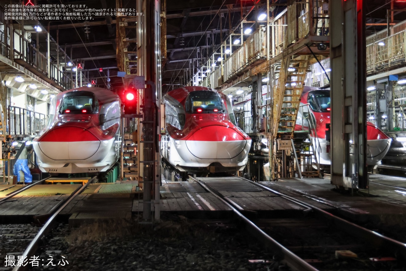 【JR東】「秋田の標準軌車両『夜の撮影会』」開催の拡大写真